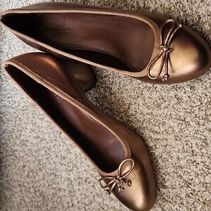 Naturalizer Bronze Block Heel Pumps